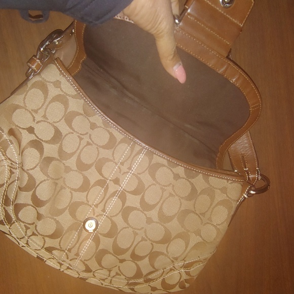 Like New Authentic Coach Purse - Picture 7 of 7